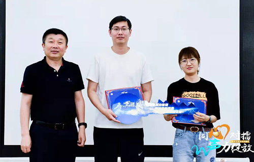 伦理片
两位青年医师全国大赛再获奖