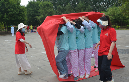 悦运动·心健康——伦理片
举办第九届医患趣味运动会