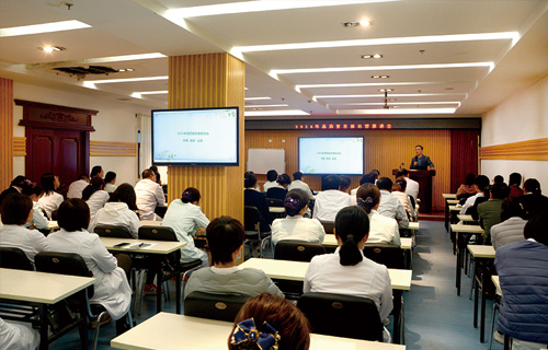 精准发力 精益运营丨伦理片
召开2024年高质量发展运营推进会