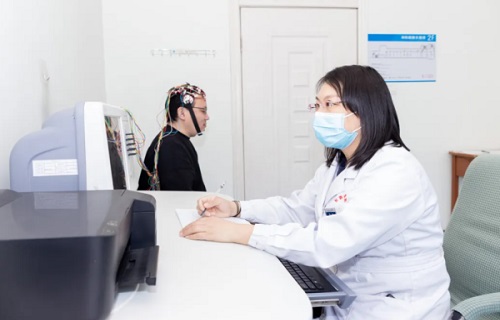 中国吉林网|伦理片
黄昏门诊服务再升级！